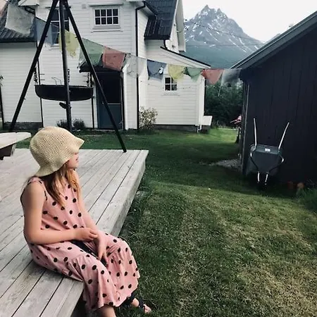 Romsdal - Det Gra Huset * Isfjorden